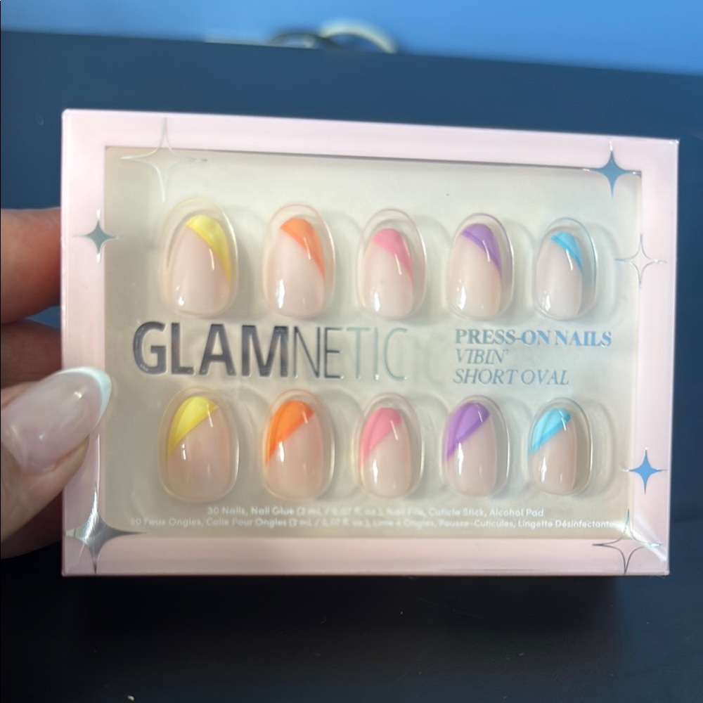 Angels Pink and White Nail Set
